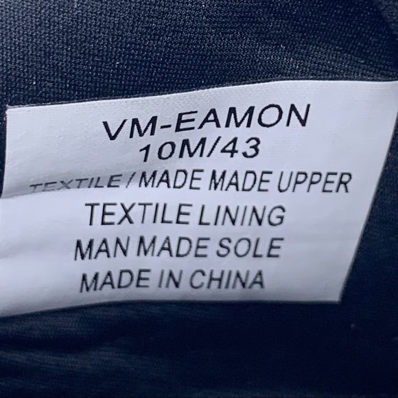 Vince Camuto Eamon Oyster Grey Lace-Up Sneaker - Picture 14 of 16